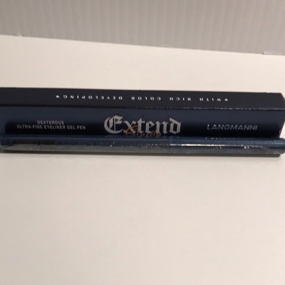 Langmanni extend sturdy dexterous ultra fine eyeliner gel pen NEW shade 08 blue